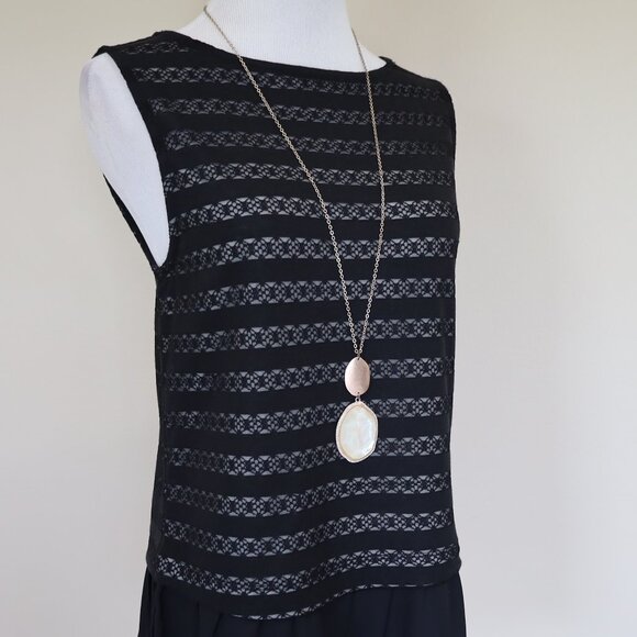 THE LIMITED Size Small Black Lace Style Stripe Sleeveless Blouse Career Office - Picture 7 of 9